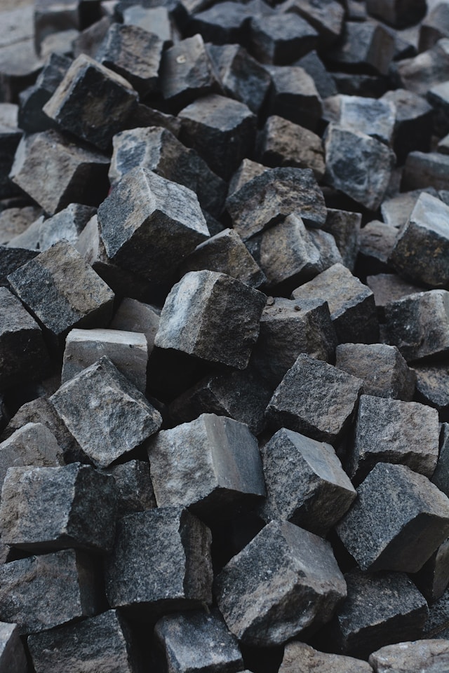 artem kostelnyuk 7vsbtsy0b u unsplash
